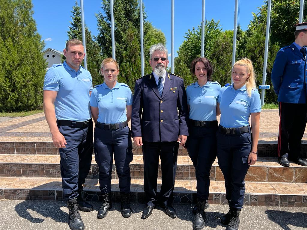 Delegația Școlii Naționale de Pregătire a Agenților de Penitenciare Târgu Ocna premiată la Simpozionului Național „Valențele (in)formative ale Comunicării”