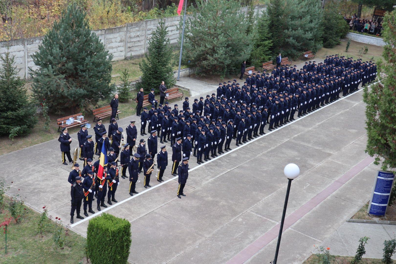 Ceremonialul de depunere a jurământului de credință față de patrie de către elevii Școlii Naționale de Pregătire a Agenților de Penitenciare  „Constantin Brâncoveanu” Târgu Ocna